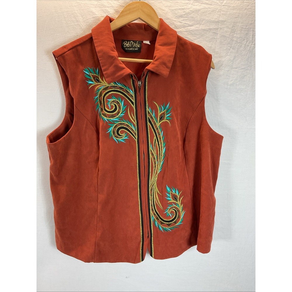 Bob Mackie full zip Vest size 1X Art to‎ wear Embroidered Western micro suede